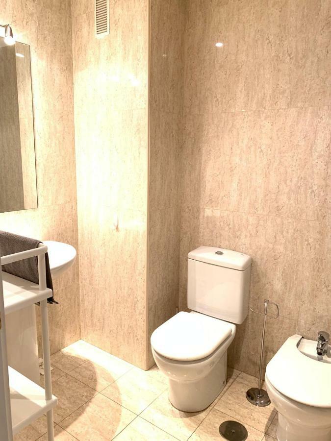 Apartamento Primera Linea Apartment มาลากา ภายนอก รูปภาพ